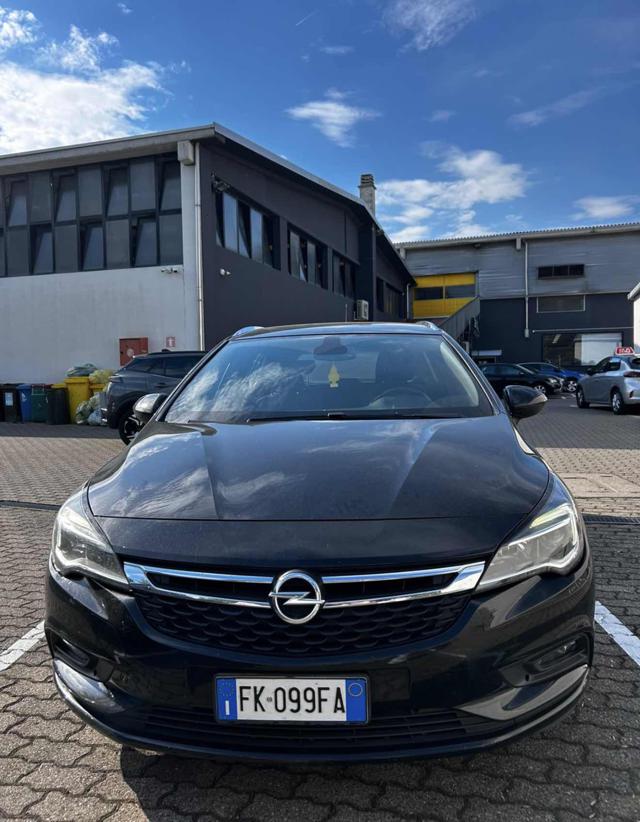 OPEL Astra usata, con Airbag
