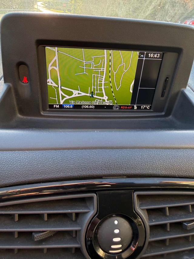 RENAULT Clio usata, con Sistema di navigazione
