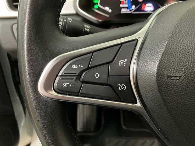 RENAULT Captur usata, con Sensori di parcheggio anteriori