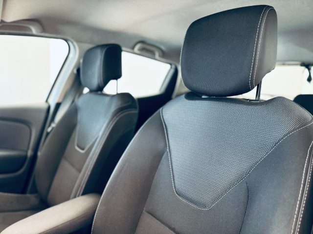 RENAULT Clio usata, con Chiusura centralizzata