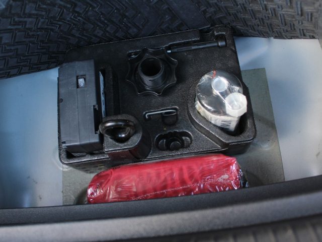VOLKSWAGEN Polo usata, con Sensori di parcheggio anteriori