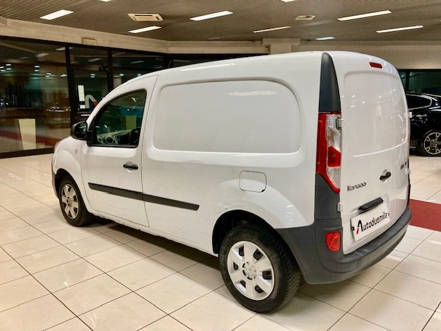RENAULT Kangoo usata, con Chiusura centralizzata