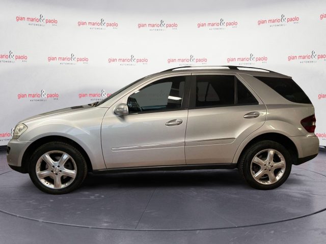 MERCEDES-BENZ ML 320 usata, con Airbag