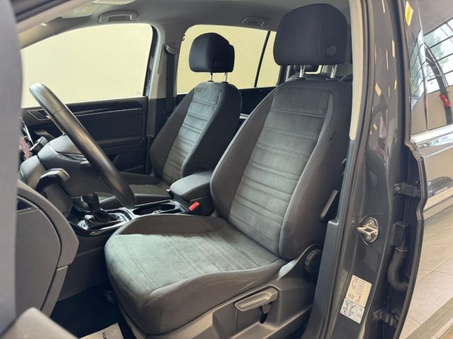 VOLKSWAGEN Touran usata, con Chiusura centralizzata