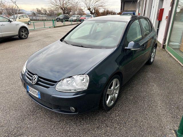 VOLKSWAGEN Golf usata, con Airbag laterali
