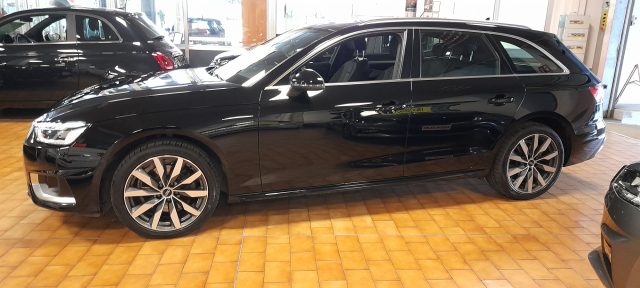 AUDI A4 usata, con Autoradio