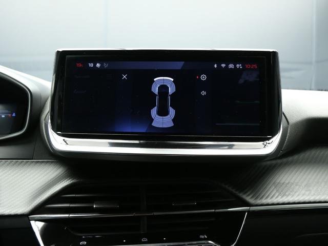 PEUGEOT 2008 usata, con Controllo automatico clima