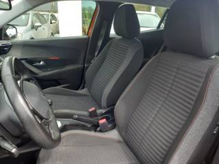 PEUGEOT 2008 usata, con Autoradio