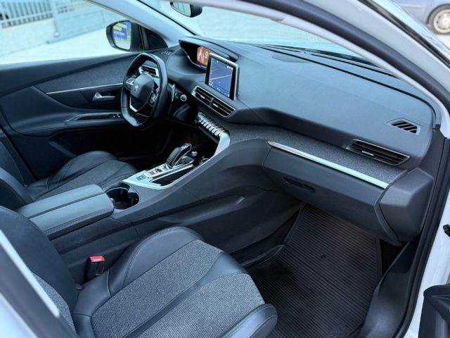 PEUGEOT 3008 usata 26