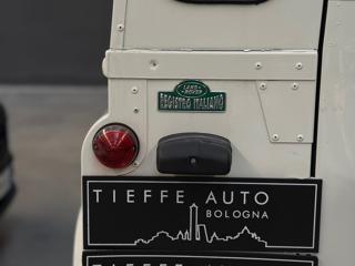 LAND ROVER Defender usata 14