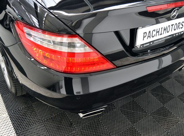 MERCEDES-BENZ SLK 200 usata, con Volante in pelle