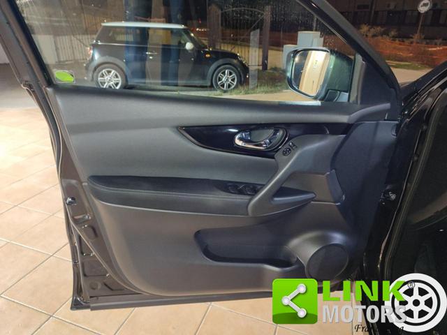 NISSAN Qashqai usata, con Sedile posteriore sdoppiato