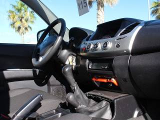 MITSUBISHI L200 usata, con USB