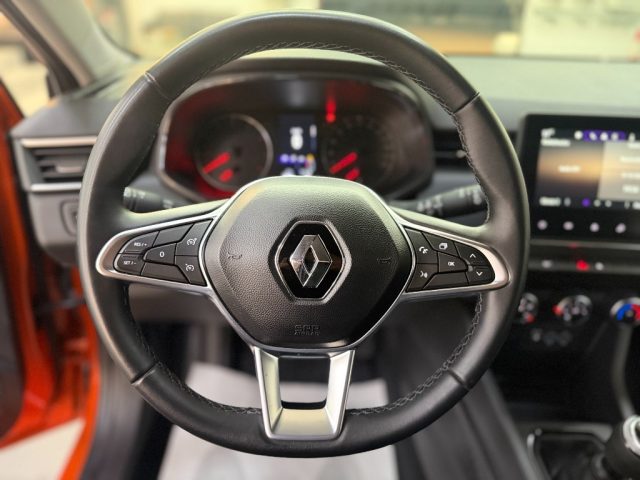 RENAULT Clio usata, con USB