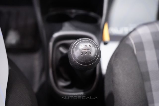 PEUGEOT 108 usata, con Isofix