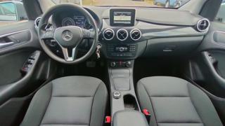 MERCEDES-BENZ B 180 usata, con Cronologia tagliandi