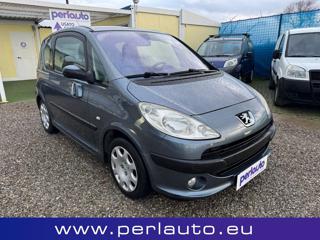 PEUGEOT 1007 usata, con Airbag