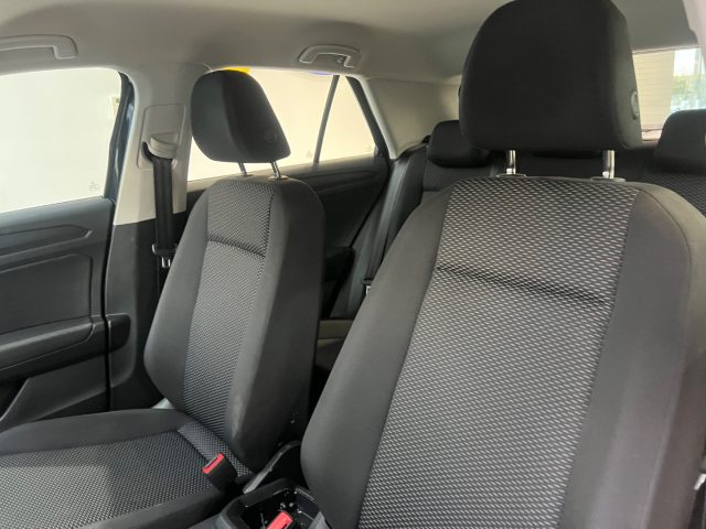 VOLKSWAGEN T-Roc usata, con Sensori di parcheggio posteriori