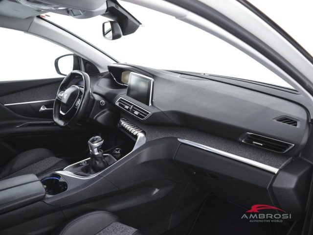 PEUGEOT 3008 usata 11