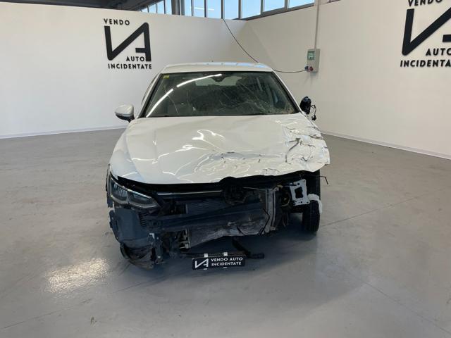 VOLKSWAGEN Golf usata, con Airbag