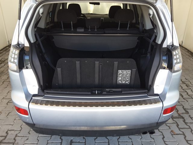 MITSUBISHI Outlander usata, con Servosterzo