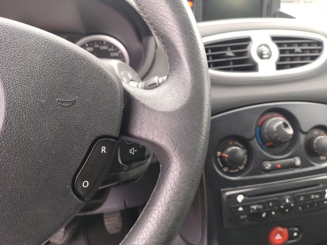 RENAULT Clio usata, con Chiusura centralizzata