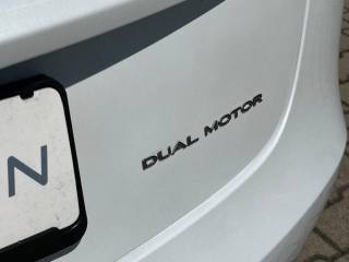 TESLA Model 3 usata, con USB