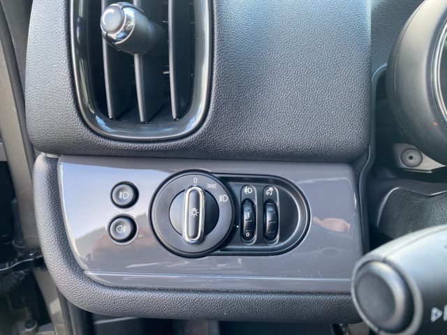MINI Countryman usata, con Fendinebbia