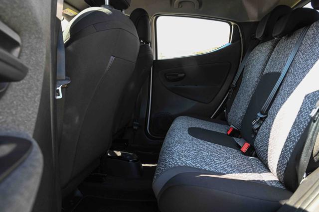 LANCIA Ypsilon usata, con Autoradio digitale