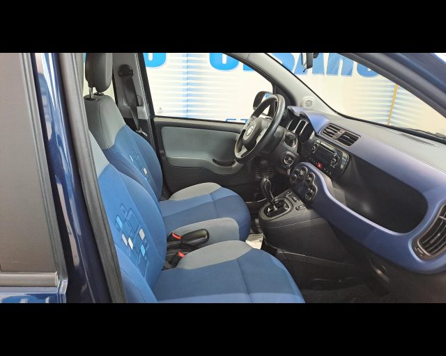 FIAT New Panda usata 17