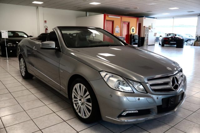 MERCEDES-BENZ E 200 usata, con Autoradio