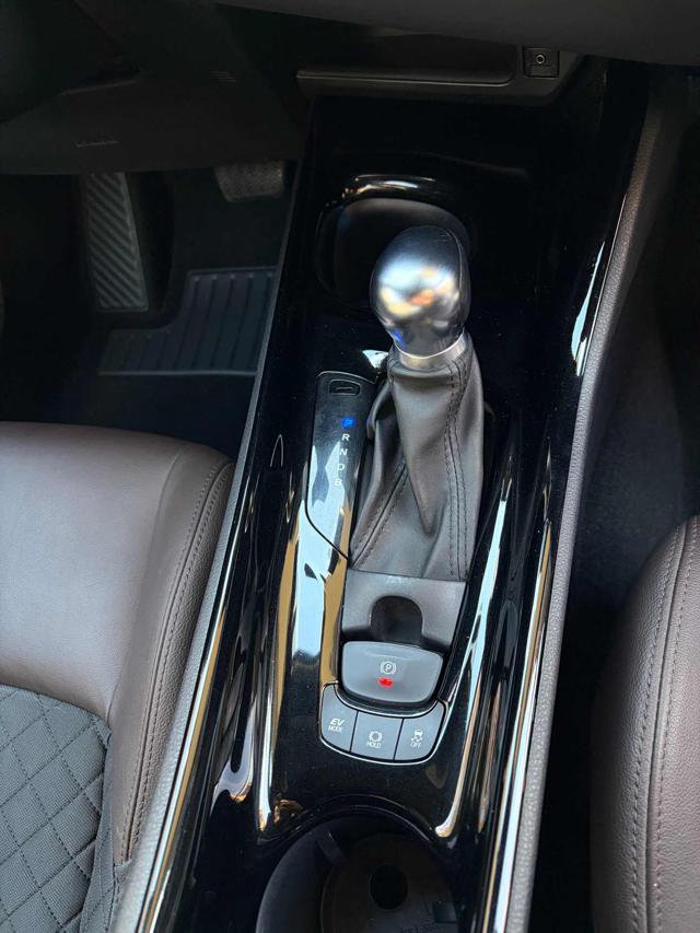 TOYOTA C-HR usata, con Cronologia tagliandi