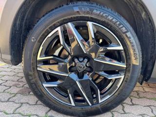 PEUGEOT 3008 usata, con Volante multifunzione