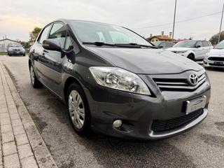 TOYOTA Auris usata, con Airbag laterali