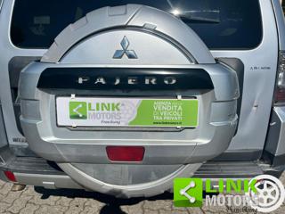 MITSUBISHI Pajero usata, con Regolazione elettrica sedili