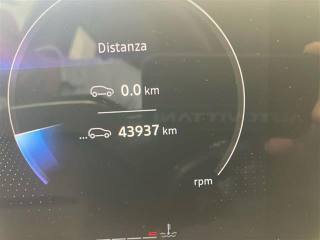 RENAULT Austral usata, con Hill holder
