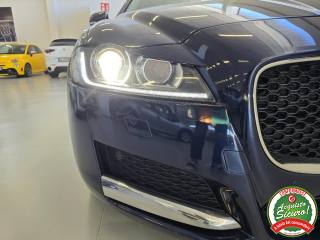 JAGUAR XF usata, con Airbag testa