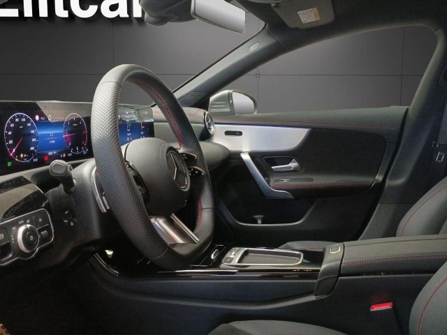 MERCEDES-BENZ CLA 200 usata, con Controllo trazione