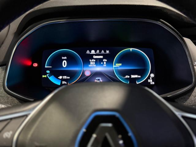 RENAULT ZOE usata, con Autoradio digitale