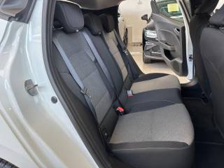 RENAULT Clio usata, con Volante in pelle