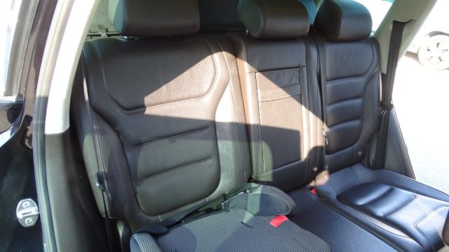 VOLKSWAGEN Touareg usata 72