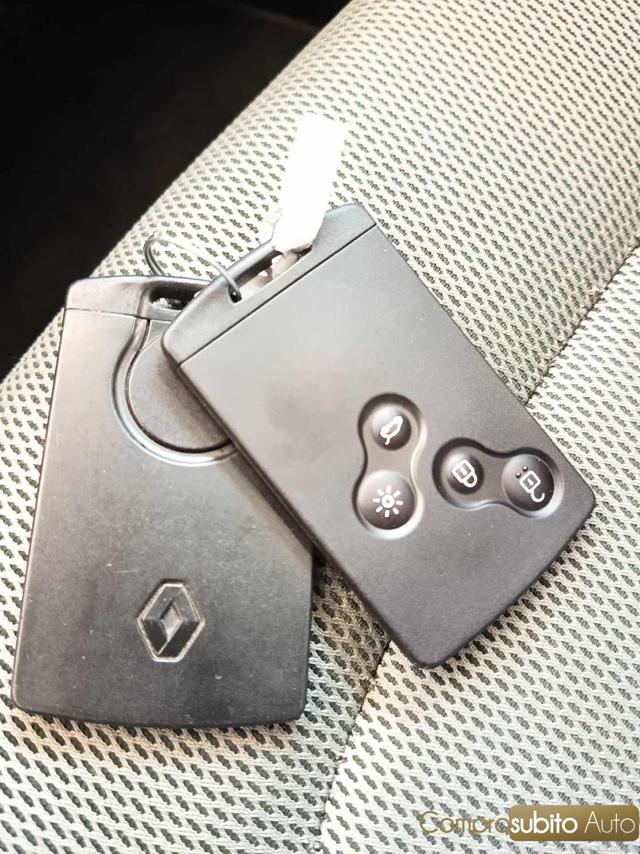 RENAULT Captur usata 27