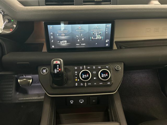LAND ROVER Defender usata, con Cerchi in lega