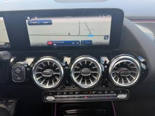 MERCEDES-BENZ GLA 200 usata, con Servosterzo