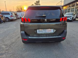 PEUGEOT 5008 usata, con Airbag laterali