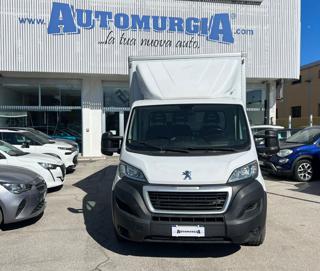 PEUGEOT Boxer usata, con Airbag