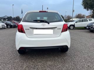 TOYOTA Yaris usata, con Cerchi in lega