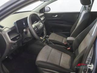 KIA Stonic usata 9