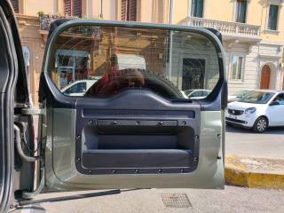 LAND ROVER Defender usata, con Regolazione elettrica sedili
