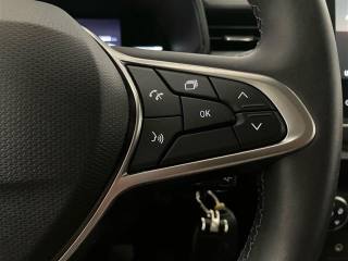 RENAULT Clio usata 17